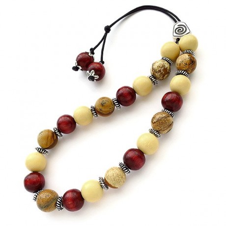 Komboloi with wood beads and Jasper