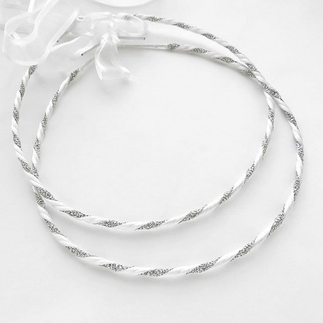 Stefana Gamou with white silver cord