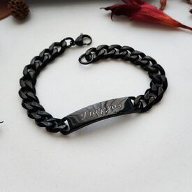 Μαύρο ανδρικό βραχιόλι με χάραξη της επιλογής σου! 
Θα το βρεις στο ASIMENIO.GR
.
𝘚𝘩𝘰𝘱 𝘰𝘯𝘭𝘪𝘯𝘦 ➡️ 𝘸𝘸𝘸.𝘢𝘴𝘪𝘮𝘦𝘯𝘪𝘰.𝘨𝘳 
𝘊𝘢𝘭𝘭 𝘶𝘴  📞 2310 531382
.
~~~~~~~~~~~~~~~~~~~~~~~~~~~
#asimenio_gr #asimenio #jewelry #kosmimata #instajewelry #instajewels #Bracelet #Bracelets #Personalized #ανδρικά #ανδρικαδωρα #ανδρικαβραχιολια #βραχιόλι #βραχιόλια #βραχιολι #βραχιολια #ανδρικοβραχιολι #επετειος #greekjewelry #μπαμπας #anniversary  #χαραξεις #δώρα #χαραξη #γιωργος #Γιώργος